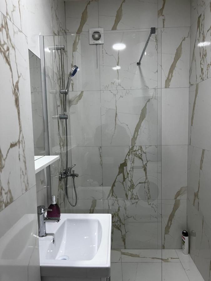 Blini Exclusive Apartman Pristina Kültér fotó